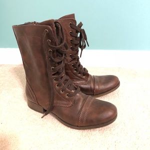 Brown Lace-Up Boots
